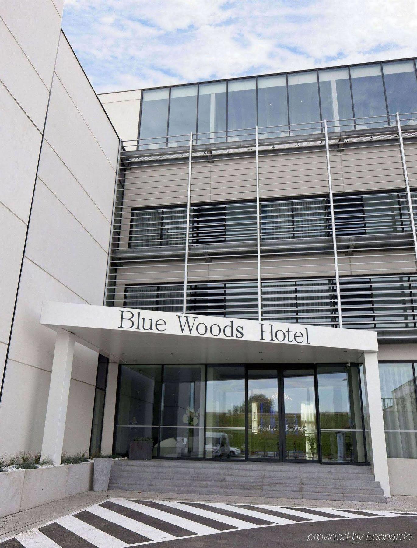 Blue Woods Hotel - Deerlijk Exteriör bild